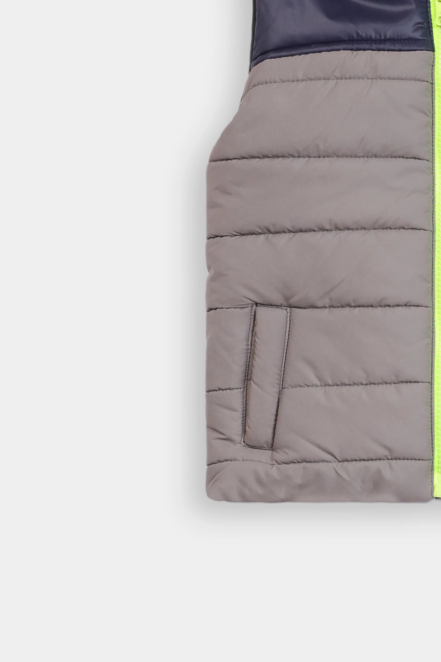 Sleeveless Color Block Jacket