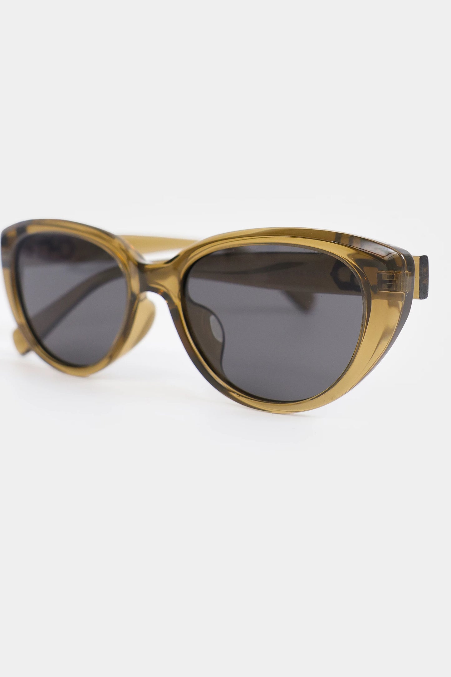 Cat-Eye Sunglasses - Cougar Clothing