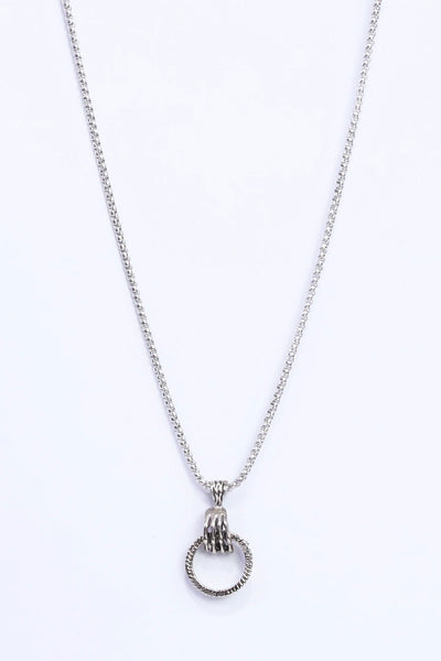 Loop Pendent Chain Necklace
