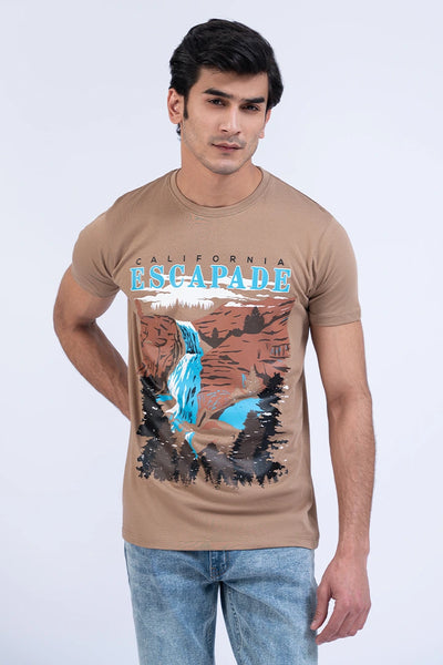 ESCAPADE Graphic T-Shirt