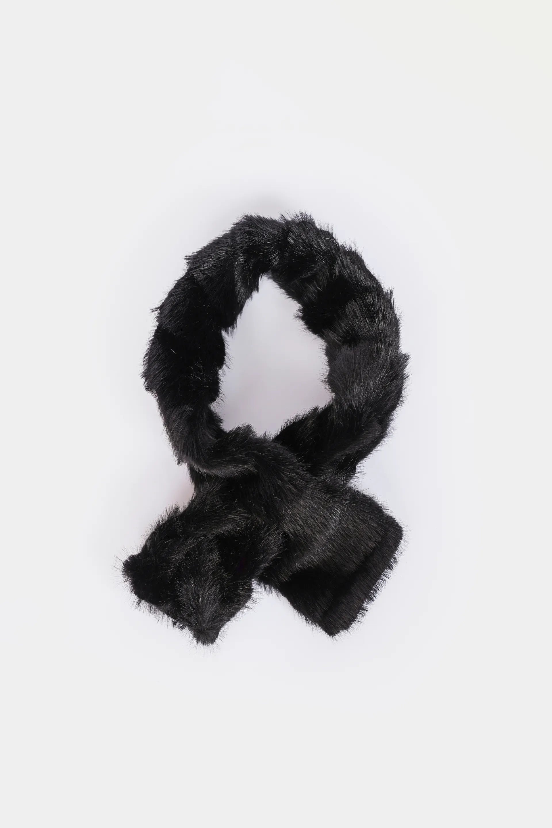 Faux Fur Pull-Through Scarf - Cougar Clothing