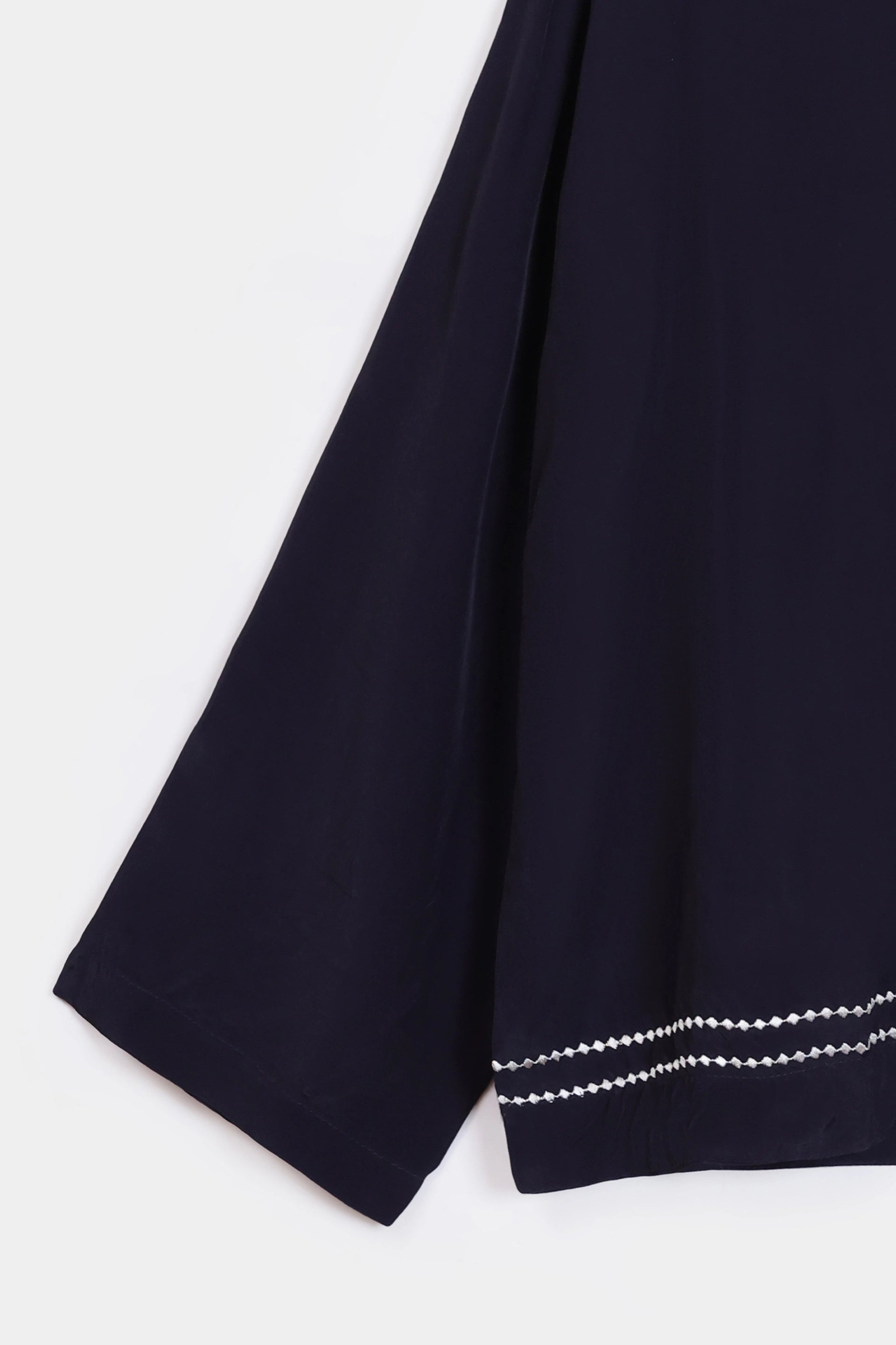 Grip Silk Embroidered Kimono - Cougar Clothing