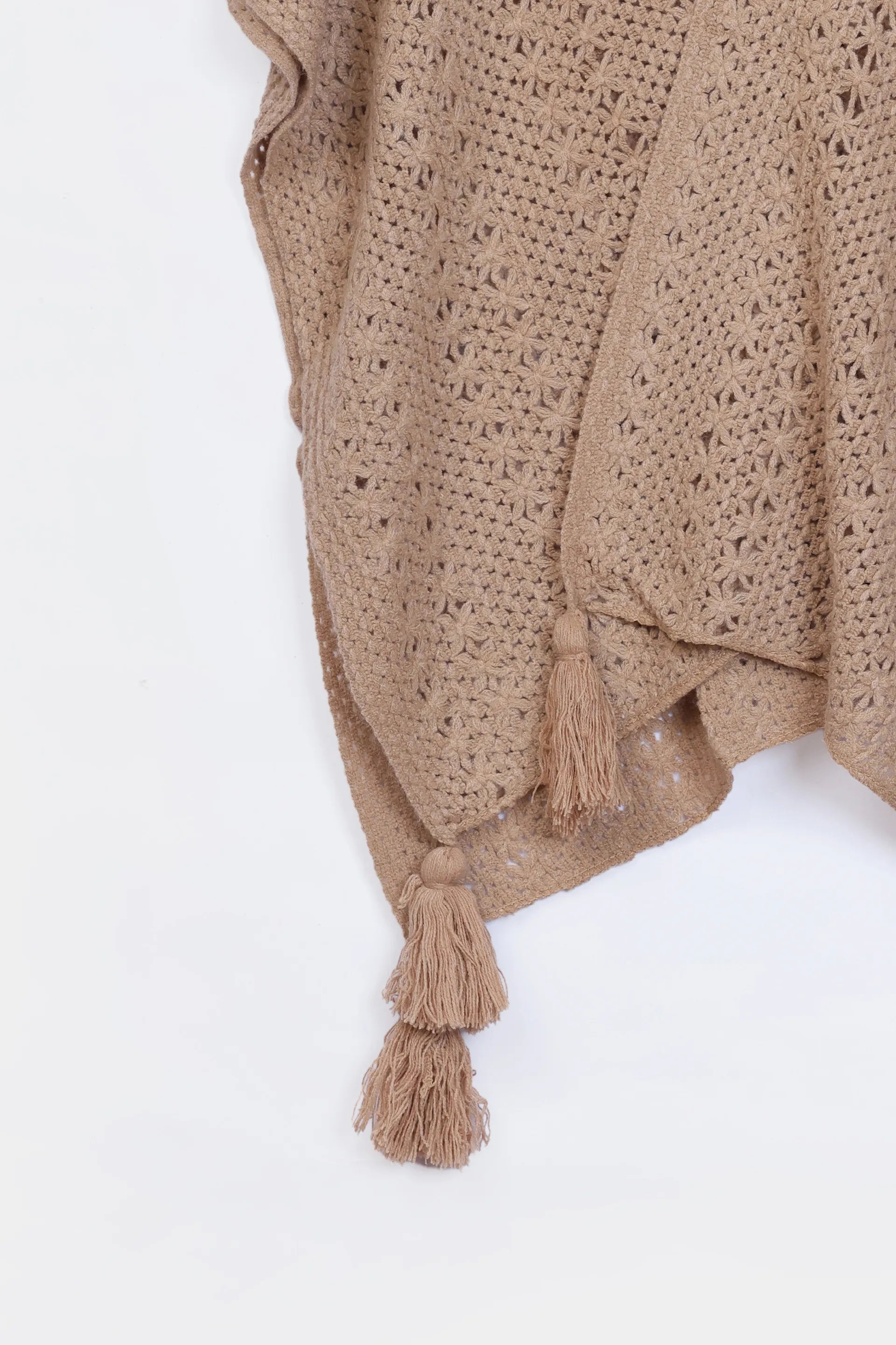 Cable Knit Cape Shawl - Cougar Clothing