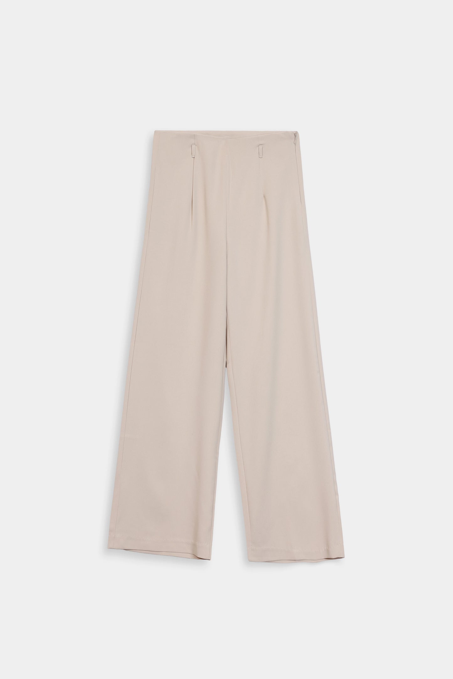 Loose Fit Pleated Trousers