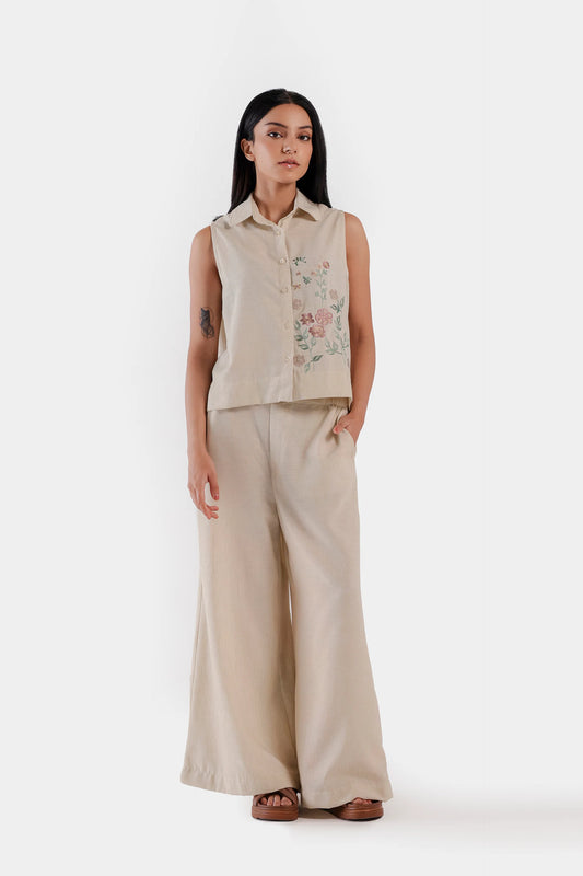 Yarn Dyed Sleeveless Embroidered Shirt - Cougar Clothing