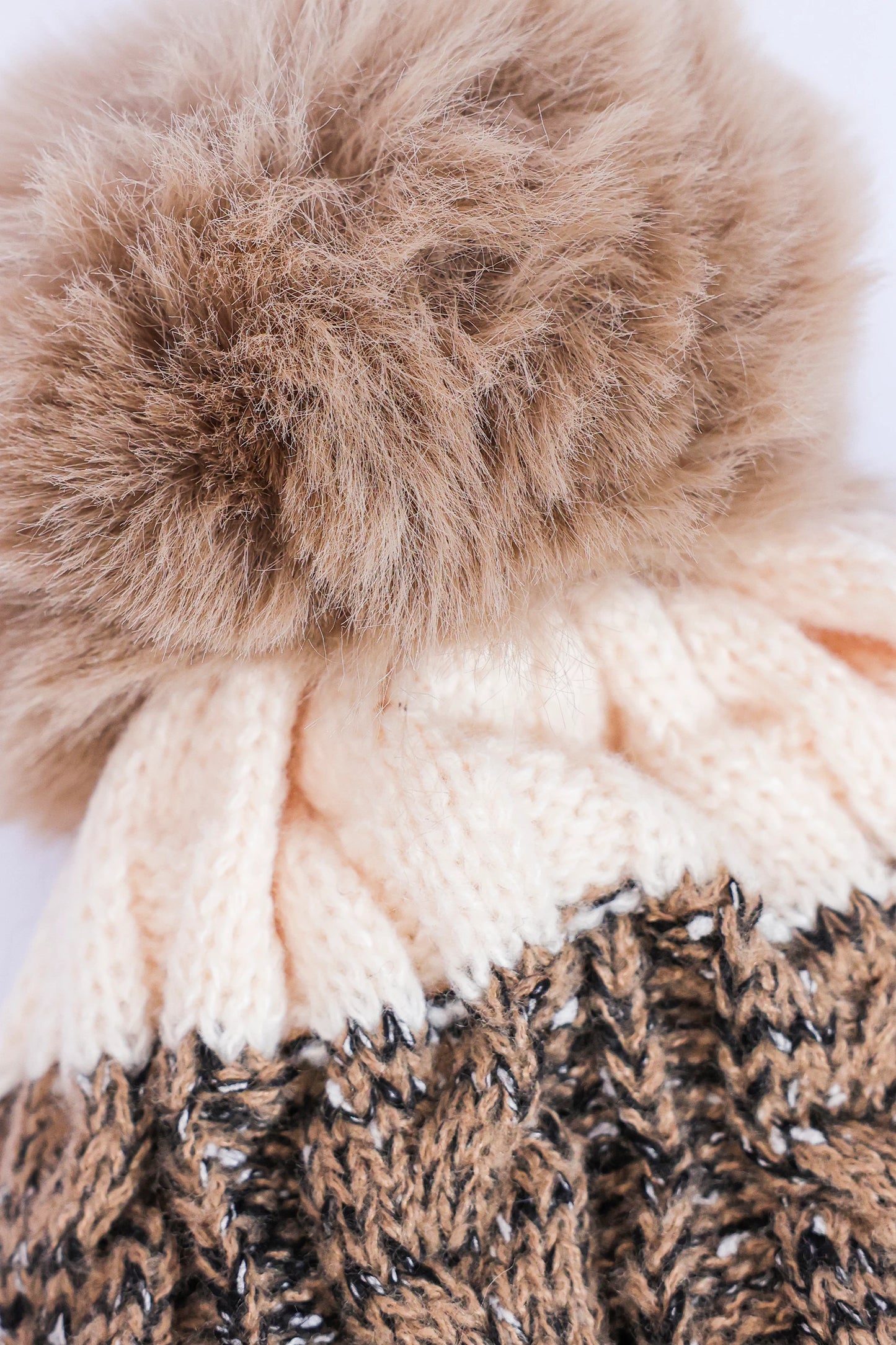 Patterned Knit Pom-Pom Beanie - Cougar Clothing