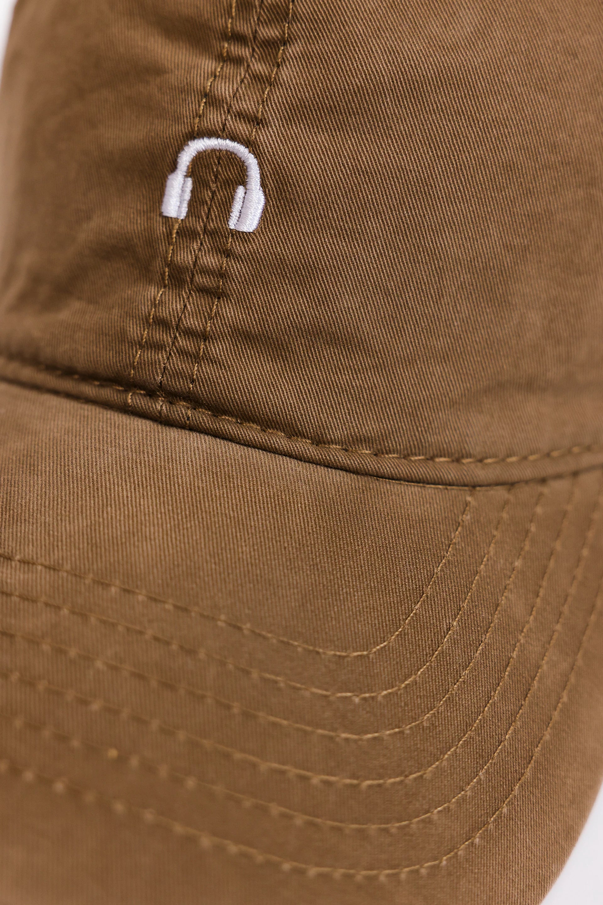 Headphone Embroidered P-Cap - Cougar Clothing