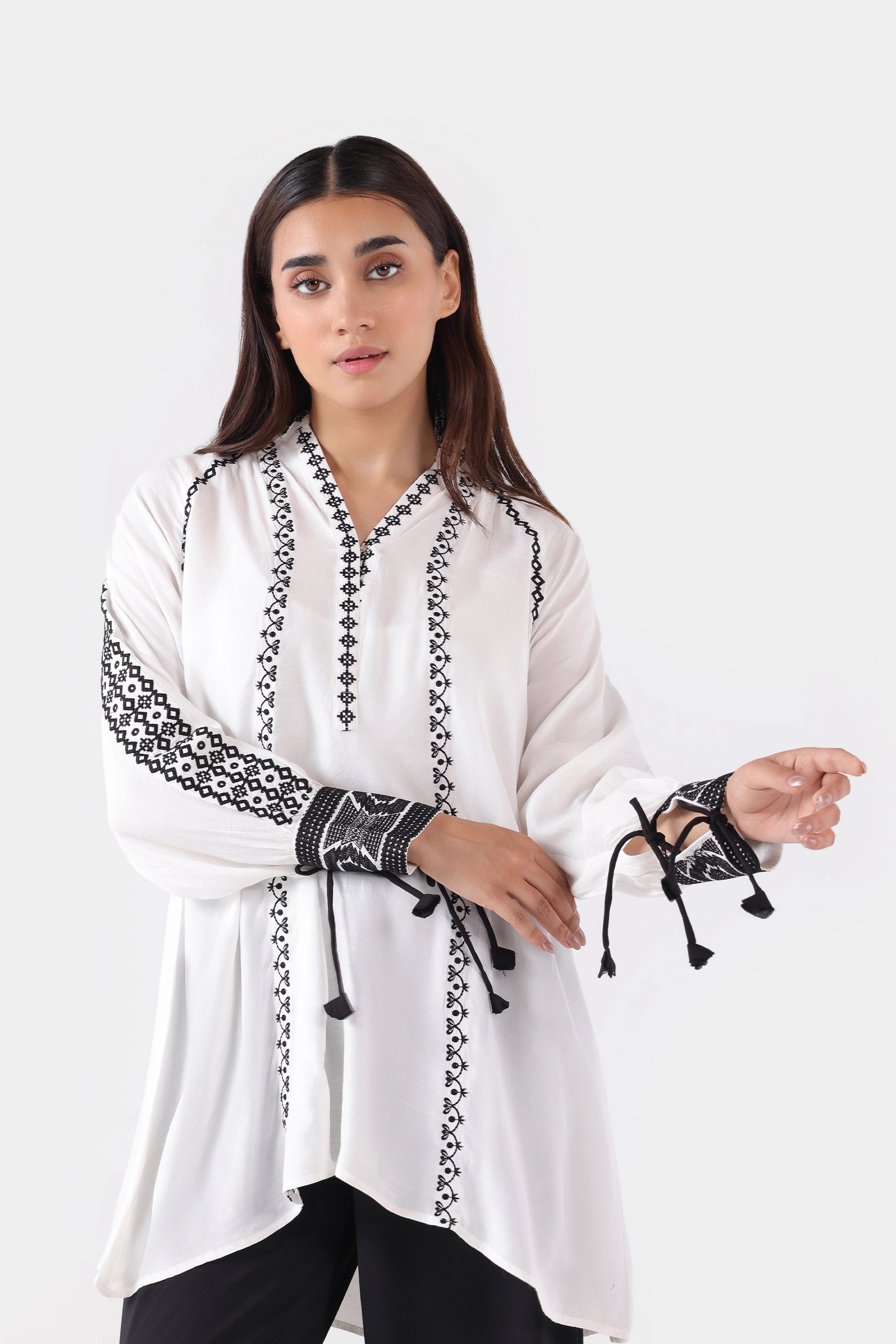 Boho Embroidered Tunic - Cougar Clothing