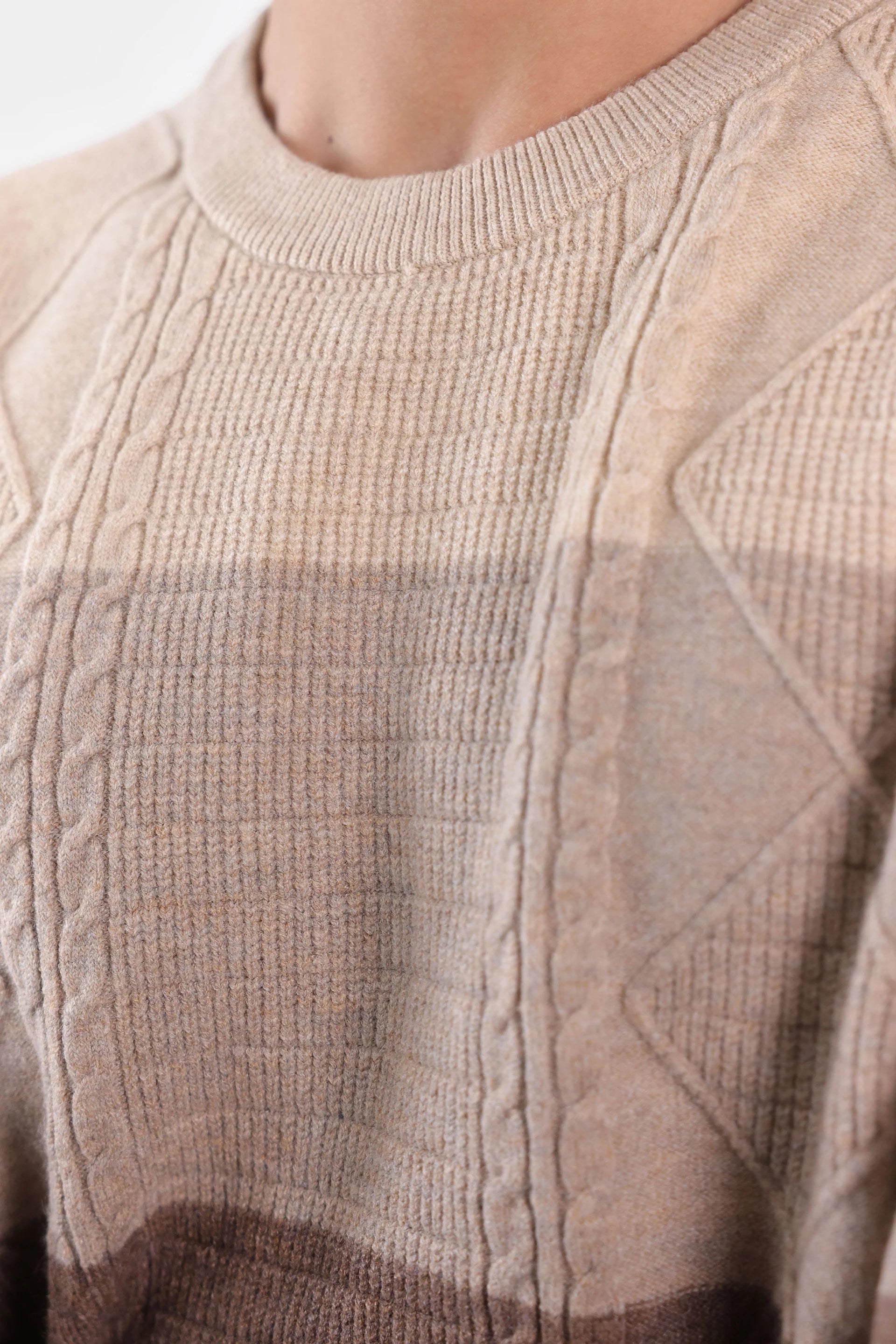 Color Block Sweater - Cougar Clothing