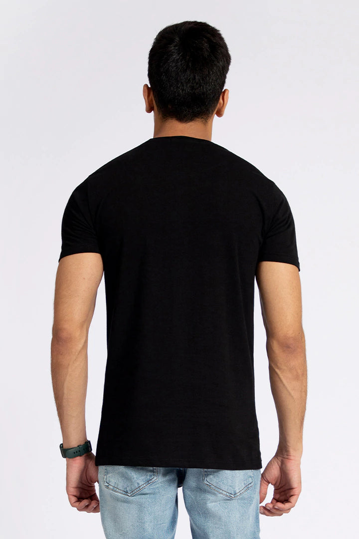 Round Neck Black Graphic T-Shirt