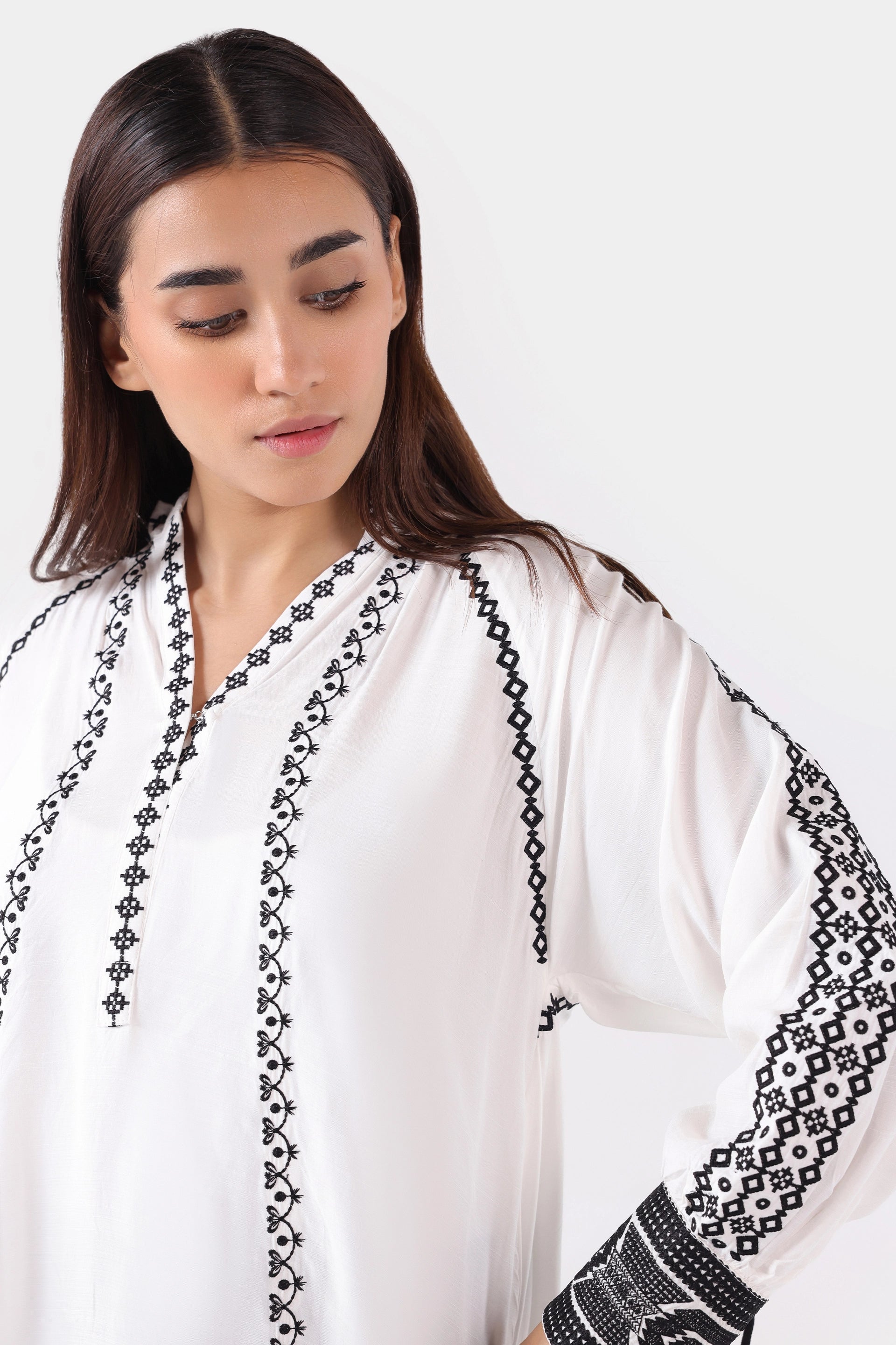 Boho Embroidered Tunic - Cougar Clothing
