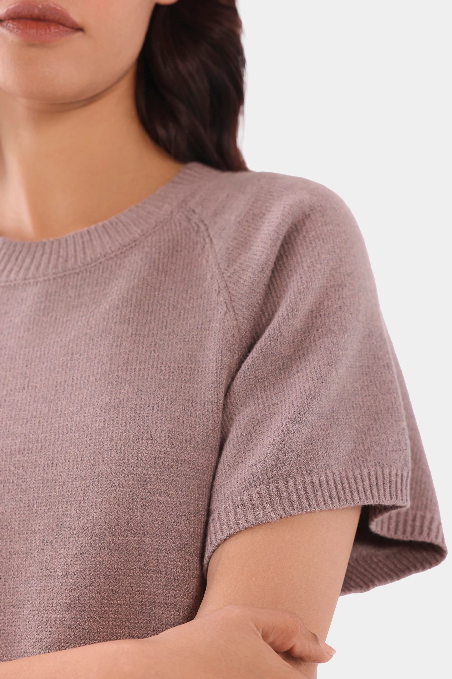 Raglan Sleeved Knitted Sweater