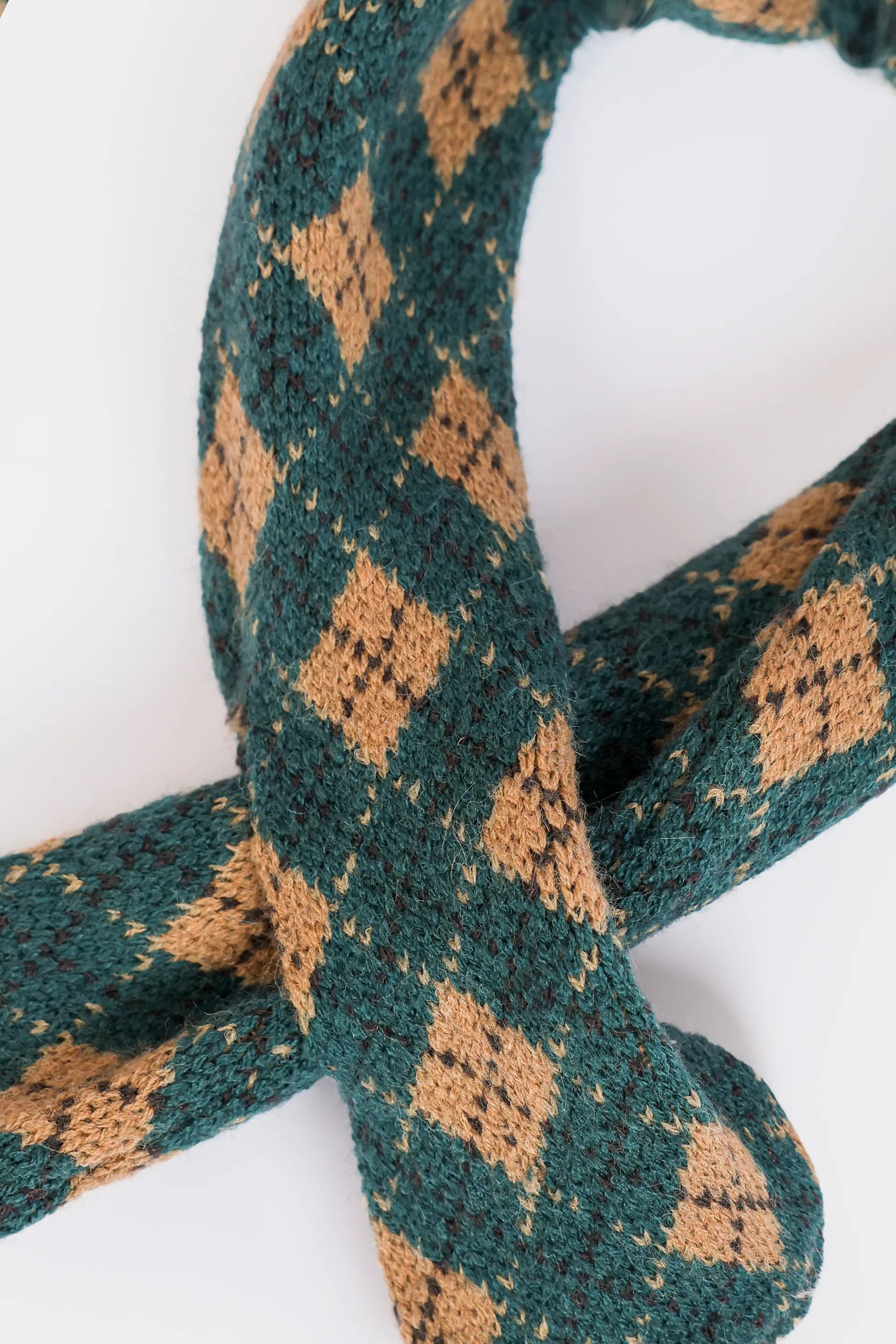 Checkered Cross Scarf - Cougar Clothing