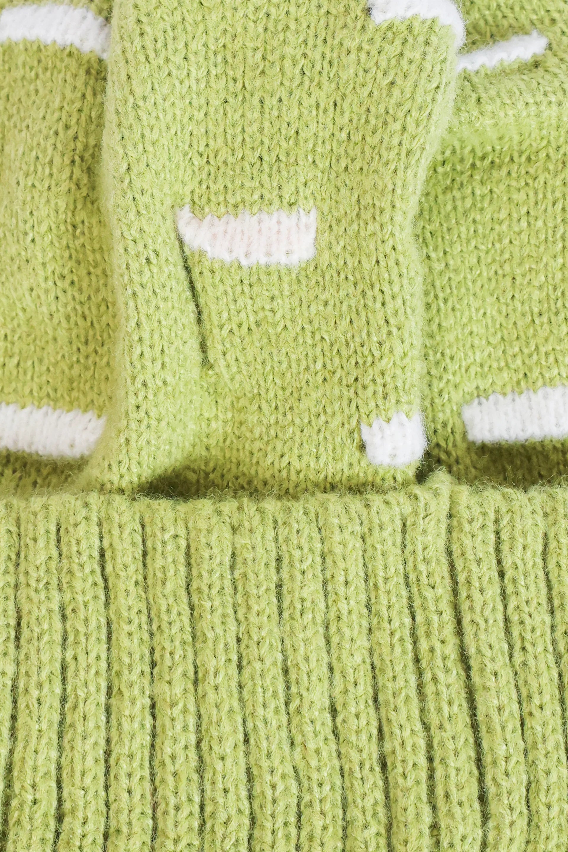 Contrast Pattern Knit Beanie - Cougar Clothing