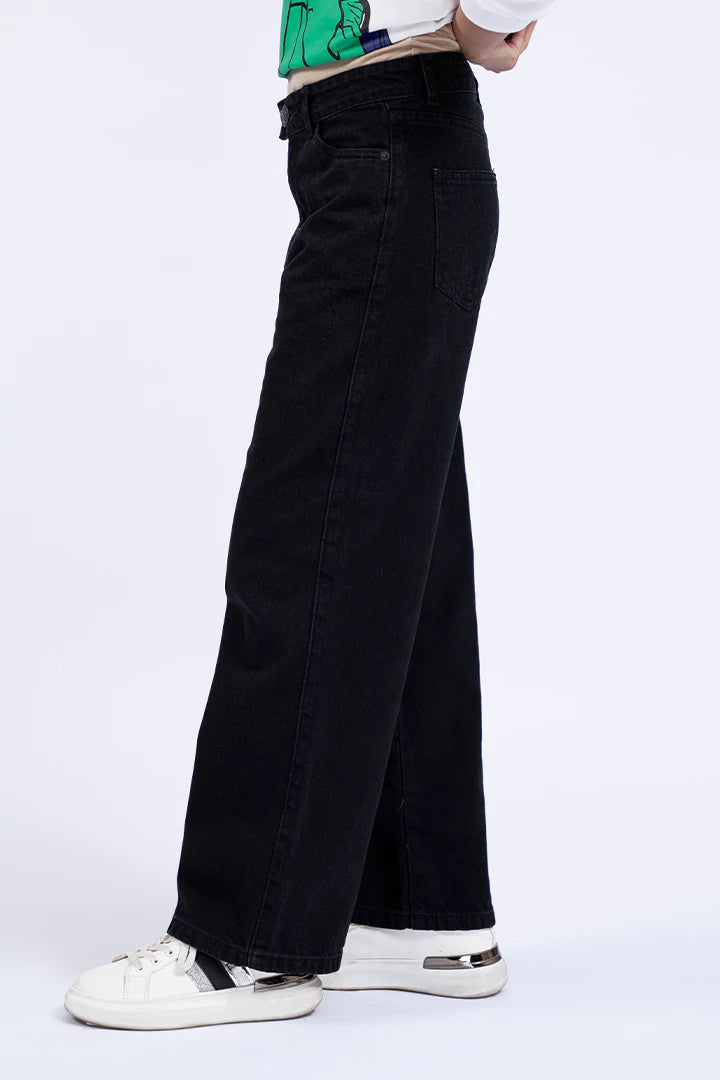 Black Straight Fit Jeans