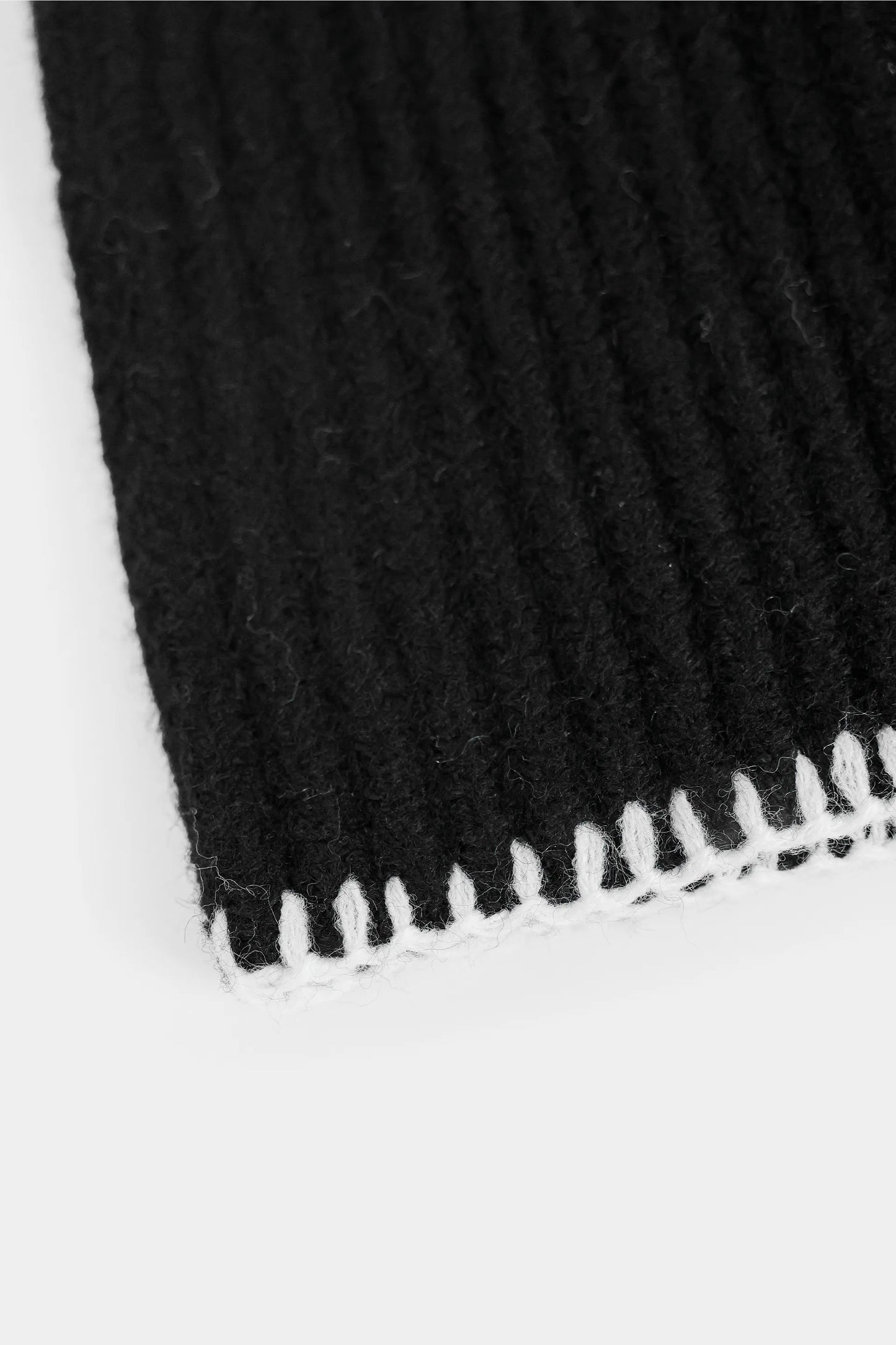 Contrast Stitch Knit Beanie - Cougar Clothing