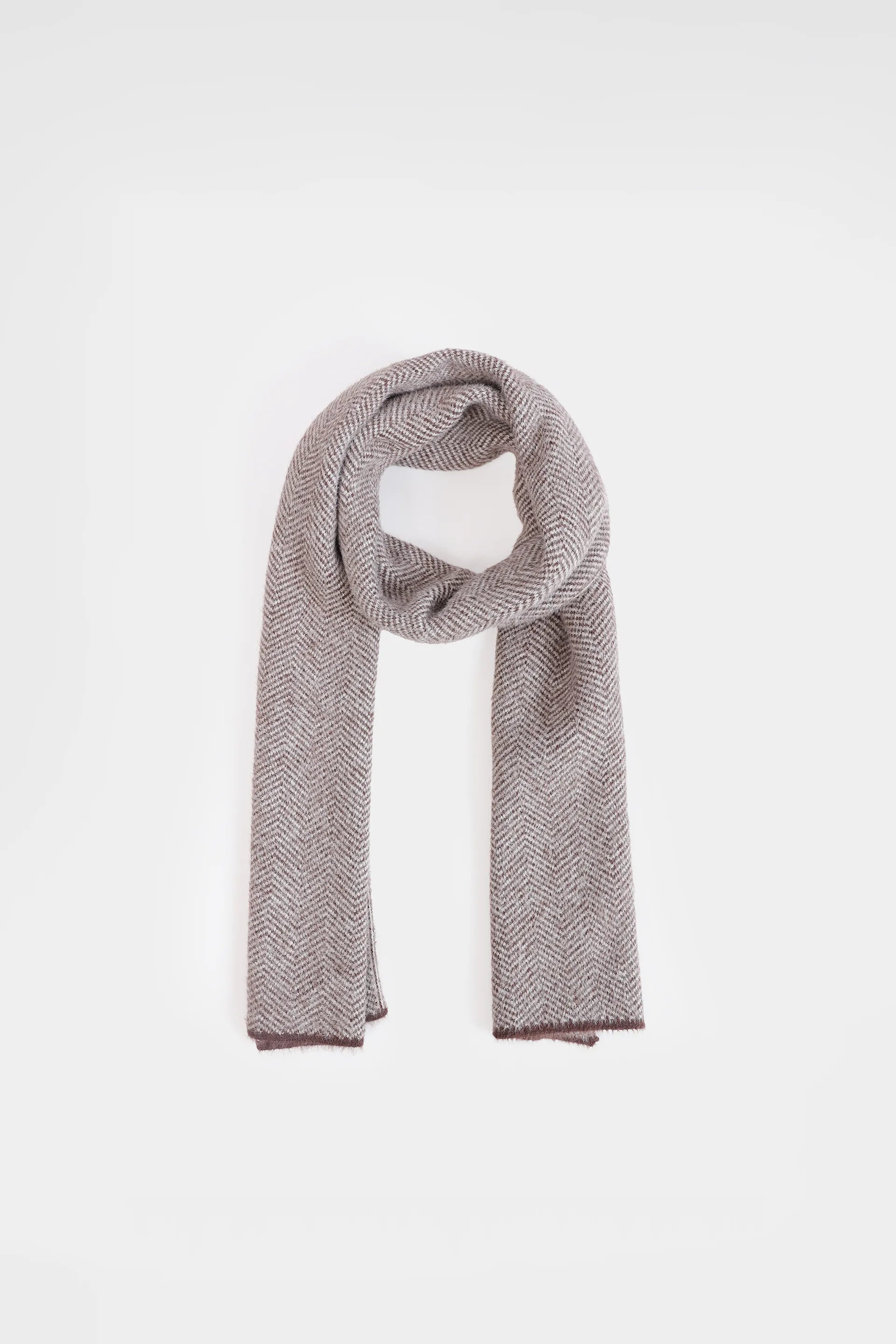 Herringbone Pattern Wool Scarf - Cougar Clothing