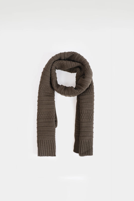 Knit Scarf With Horizontal Ridges