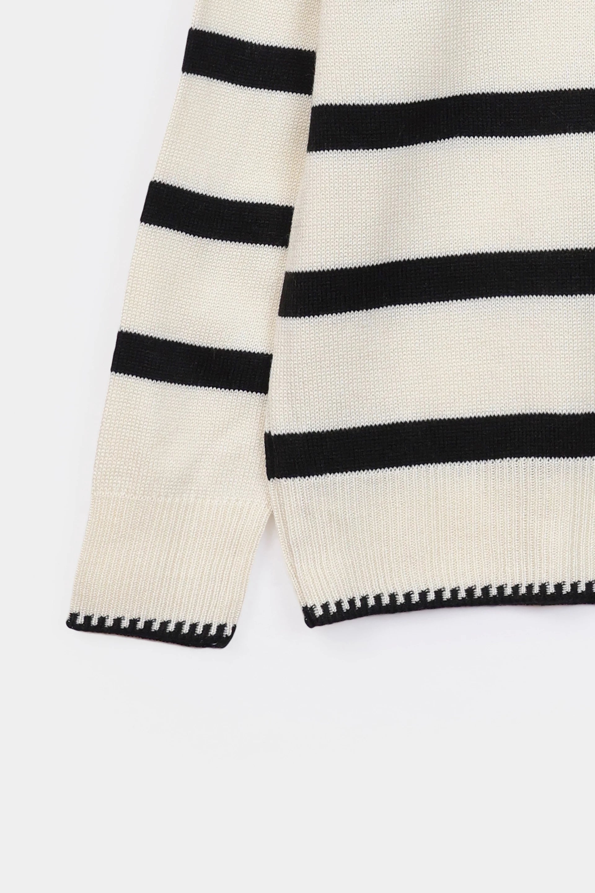 Striped Knit Sweater - Cougar Clothing